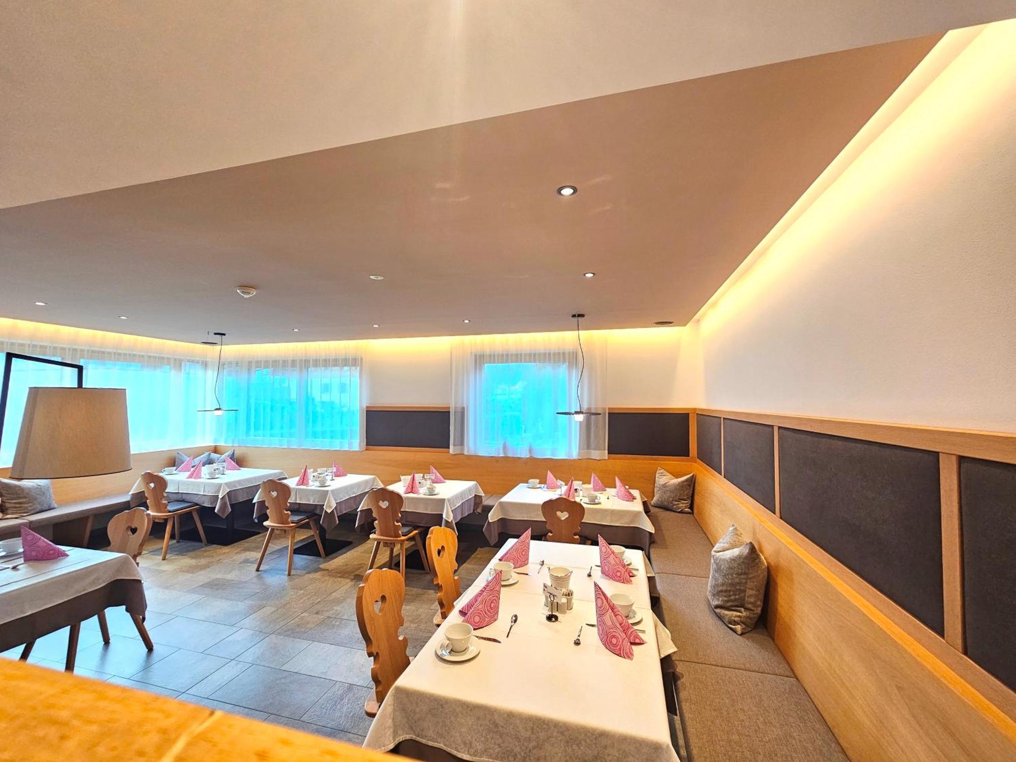 B&B Boutiquehotel Clara Bruneck Buitenkant foto